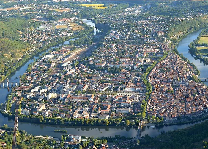 Dominici 2- Cahorscitystay- Parking Wifi Netflix Lägenhet