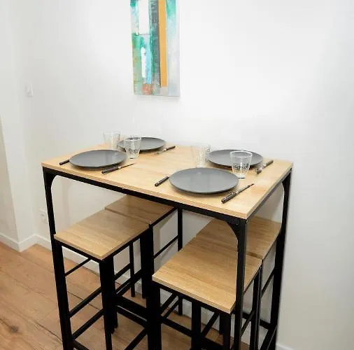 Dominici 2- Cahorscitystay- Parking Wifi Netflix Appartement *